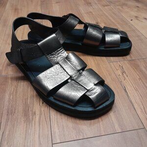 The Row Fisherman Bronze Gold Strappy Woven Leather Sandals Size 41 US 11